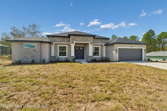 11248 Flock Avenue, Weeki Wachee, FL 34613