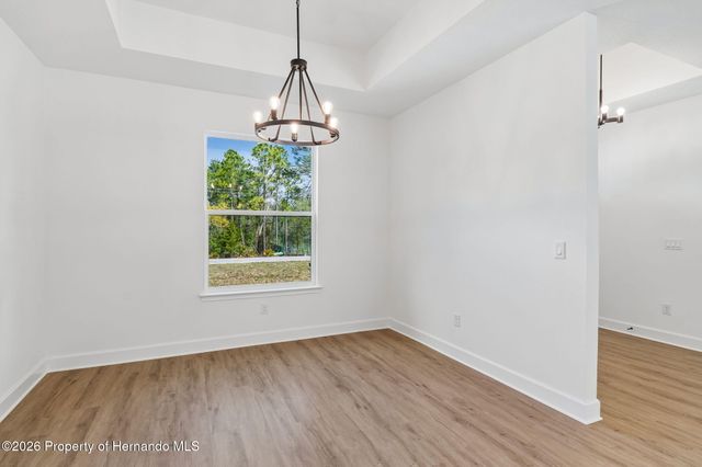 11248 Flock Avenue, Weeki Wachee, FL 34613