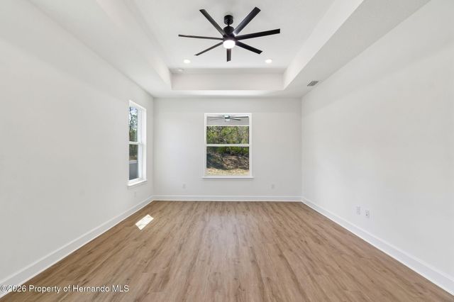 11248 Flock Avenue, Weeki Wachee, FL 34613