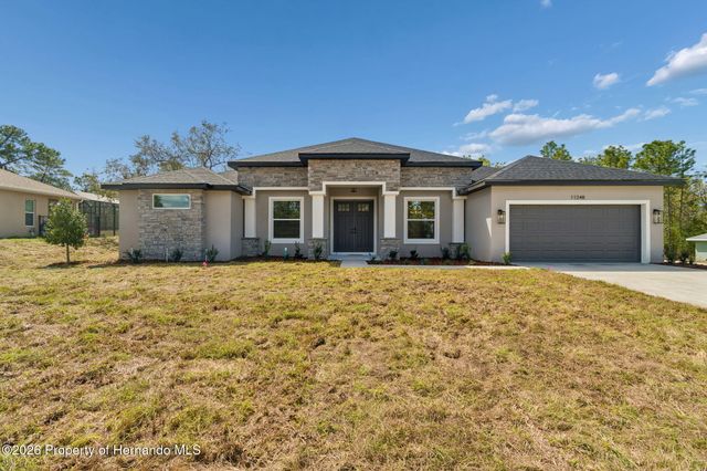 11248 Flock Avenue, Weeki Wachee, FL 34613