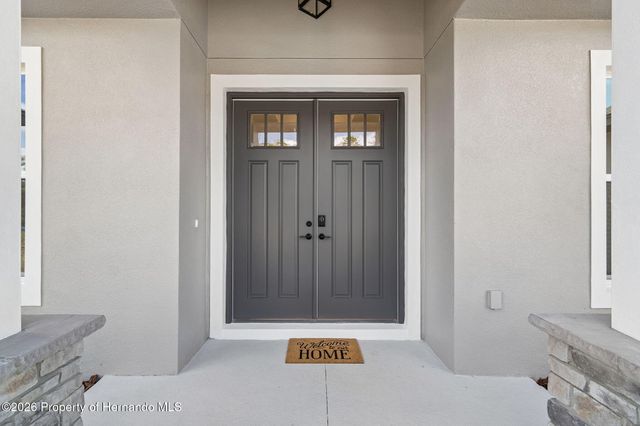 11248 Flock Avenue, Weeki Wachee, FL 34613