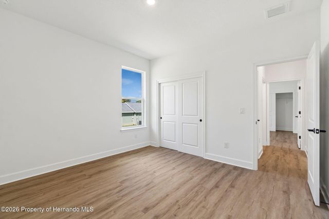 11248 Flock Avenue, Weeki Wachee, FL 34613