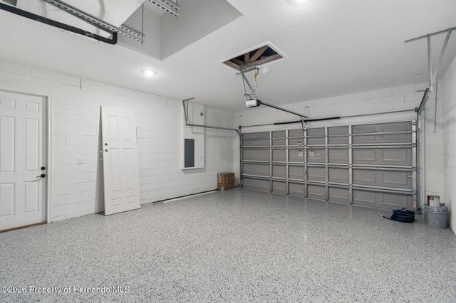 11248 Flock Avenue, Weeki Wachee, FL 34613