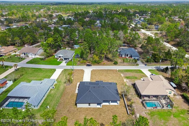 11248 Flock Avenue, Weeki Wachee, FL 34613
