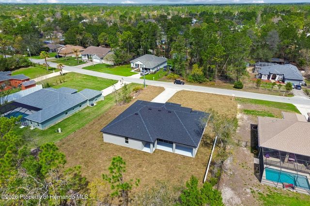 11248 Flock Avenue, Weeki Wachee, FL 34613