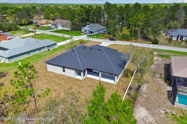 11248 Flock Avenue, Weeki Wachee, FL 34613
