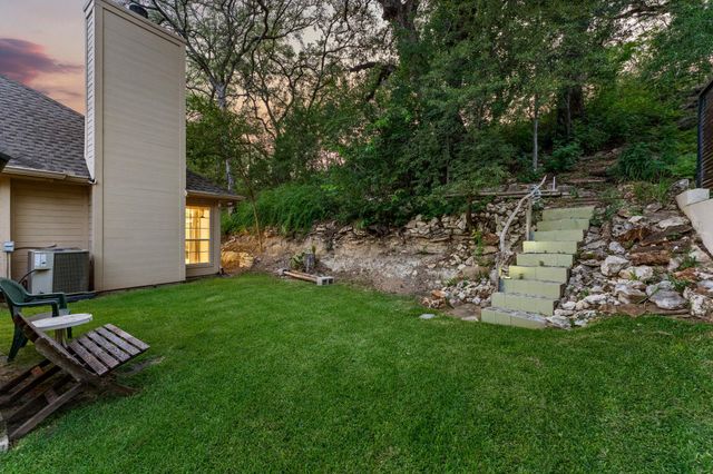 2700 Pearce RD, Austin, TX 78730