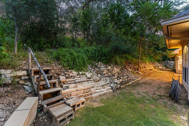 2700 Pearce RD, Austin, TX 78730
