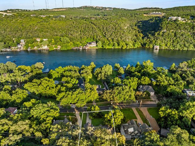 2700 Pearce RD, Austin, TX 78730