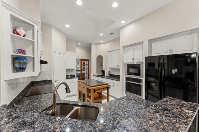 2700 Pearce RD, Austin, TX 78730