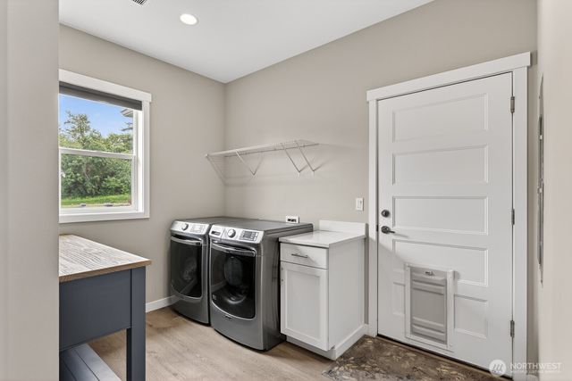 1409 Village Heights Place, Camano Island, WA 98282
