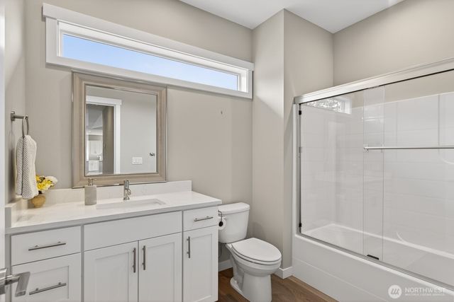 1409 Village Heights Place, Camano Island, WA 98282