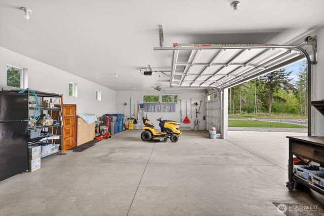 1409 Village Heights Place, Camano Island, WA 98282