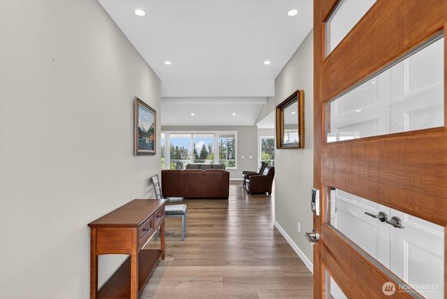 1409 Village Heights Place, Camano Island, WA 98282
