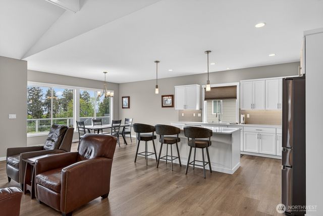 1409 Village Heights Place, Camano Island, WA 98282