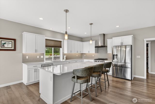 1409 Village Heights Place, Camano Island, WA 98282