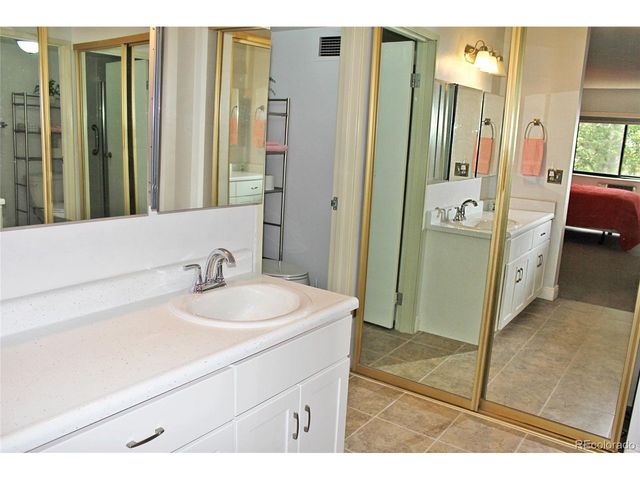 13661 E Marina Dr 215-406, Aurora, CO 80014