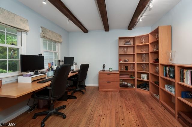 30 Montgomery Ave, Rocky Hill Boro, NJ 08553