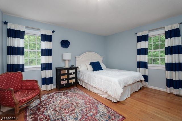 30 Montgomery Ave, Rocky Hill Boro, NJ 08553