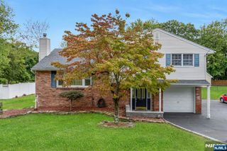 415 Briarwood Lane, Northvale, NJ 07647
