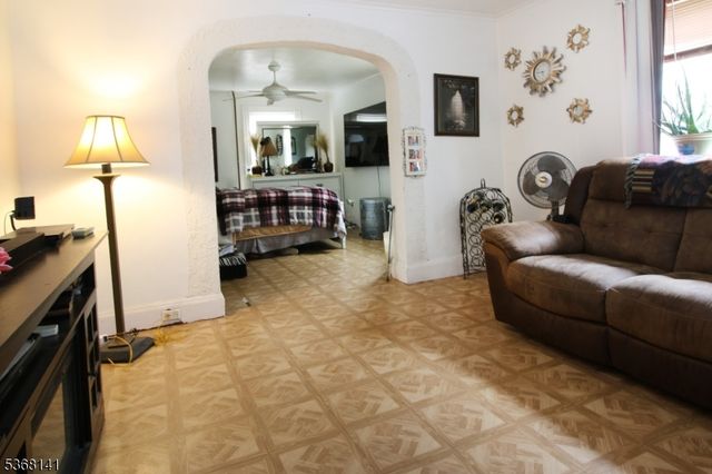 433 Highland Ave, Passaic City, NJ 07055