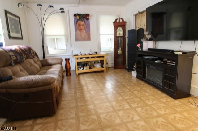 433 Highland Ave, Passaic City, NJ 07055