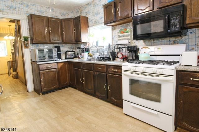 433 Highland Ave, Passaic City, NJ 07055
