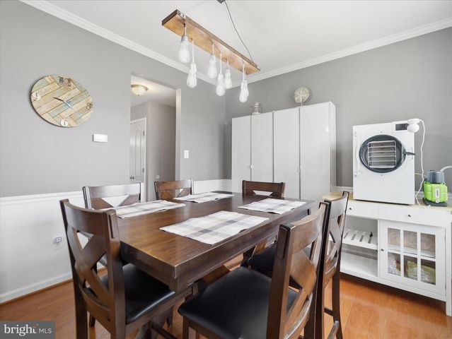 801 BRISTOL DR, Greencastle, PA 17225