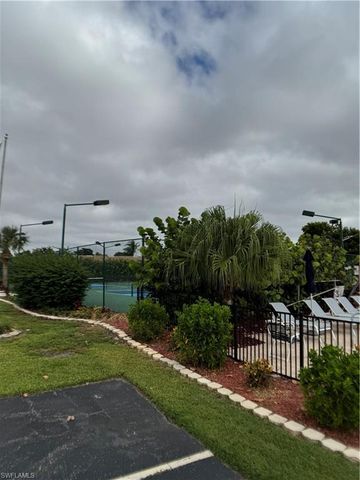6494 Royal Woods DR # 7, Fort Myers, FL 33908