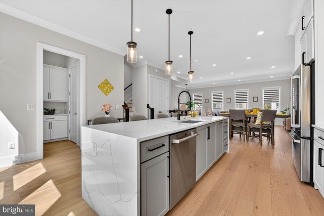 14665 BATTERY RIDGE LN, Centreville, VA 20120