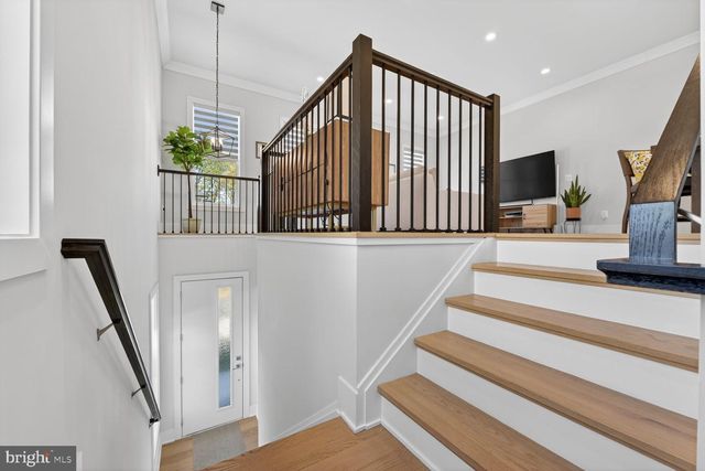 14665 BATTERY RIDGE LN, Centreville, VA 20120