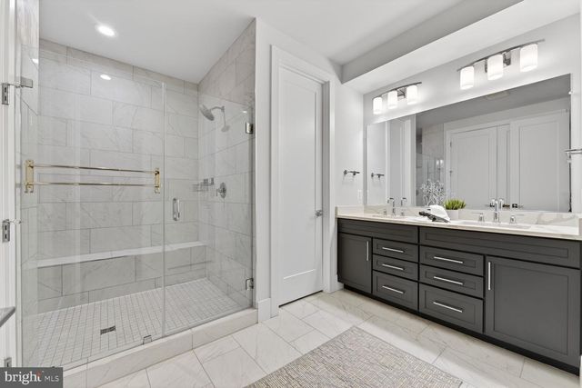 14665 BATTERY RIDGE LN, Centreville, VA 20120
