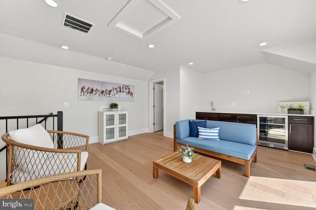 14665 BATTERY RIDGE LN, Centreville, VA 20120