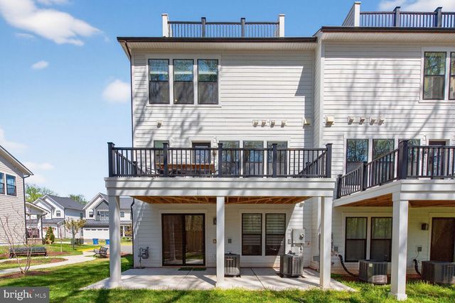 14665 BATTERY RIDGE LN, Centreville, VA 20120