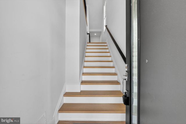 14665 BATTERY RIDGE LN, Centreville, VA 20120