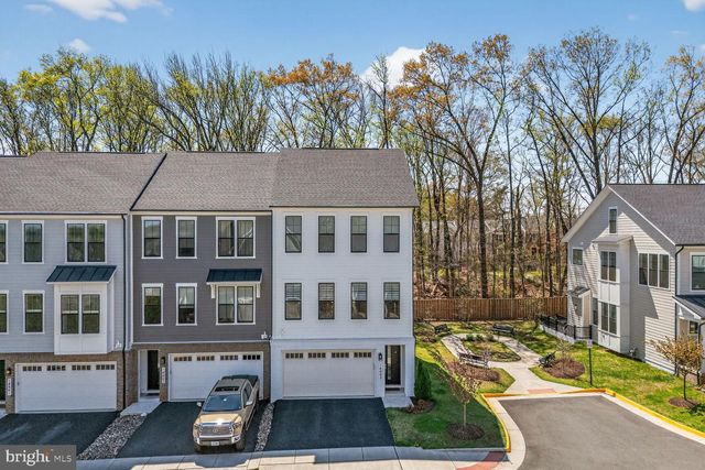 14665 BATTERY RIDGE LN, Centreville, VA 20120