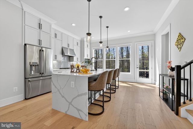 14665 BATTERY RIDGE LN, Centreville, VA 20120