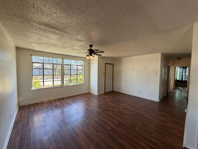 1225 Coit Street, Denton, TX 76201