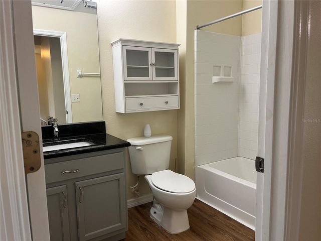 8431 CRYSTAL COVE LOOP, Kissimmee, FL 34747