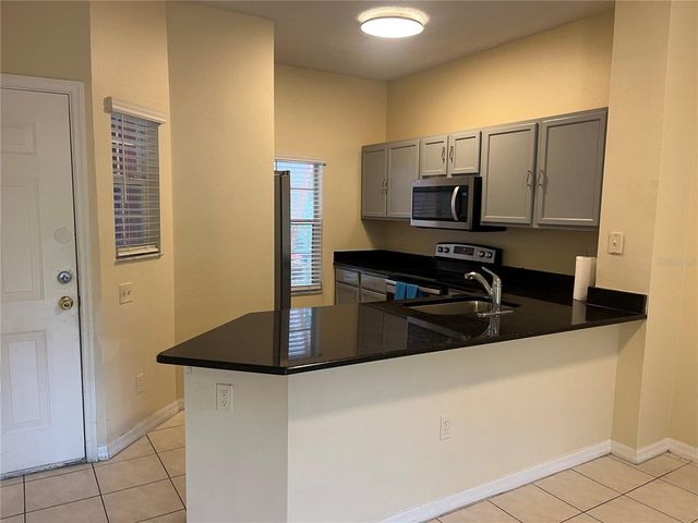 8431 CRYSTAL COVE LOOP, Kissimmee, FL 34747