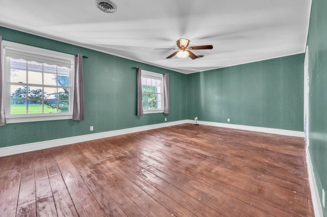 3675 Sango Rd, Clarksville, TN 37043