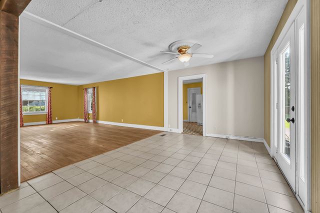 3675 Sango Rd, Clarksville, TN 37043