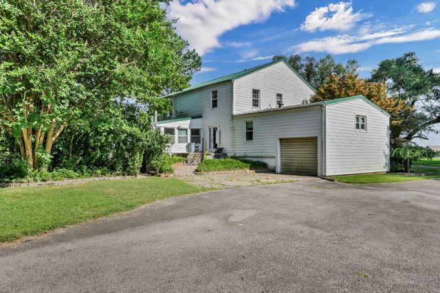 3675 Sango Rd, Clarksville, TN 37043