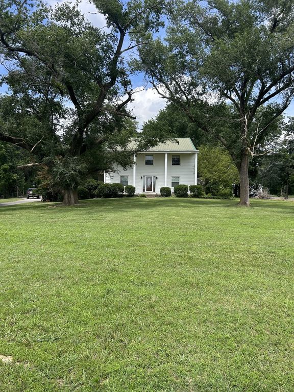 3675 Sango Rd, Clarksville, TN 37043
