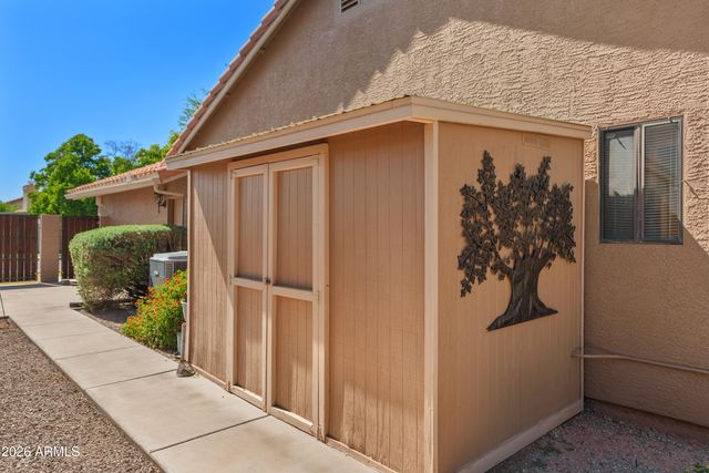 1317 N PEBBLE BEACH Drive, Gilbert, AZ 85234