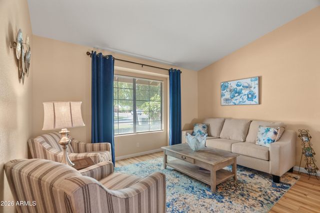 1317 N PEBBLE BEACH Drive, Gilbert, AZ 85234