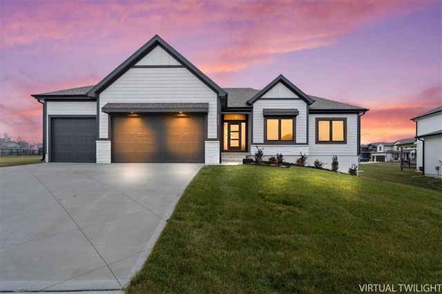 2303 SW Serena Place, Lee's Summit, MO 64082