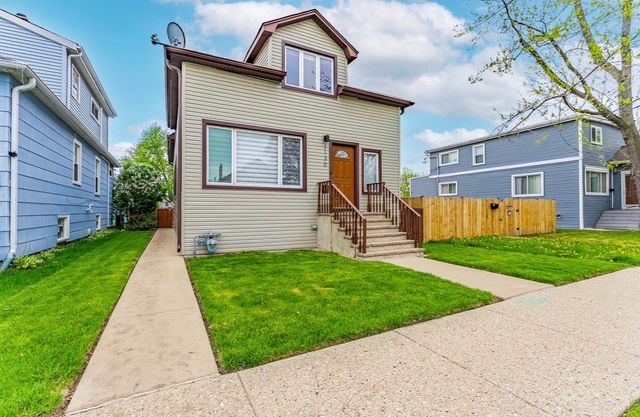 2130 N 75th Court, Elmwood Park, IL 60707
