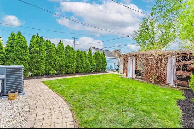 2130 N 75th Court, Elmwood Park, IL 60707