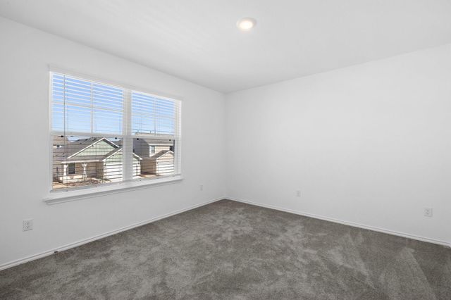 1605 Holly Lake DR, Leander, TX 78641